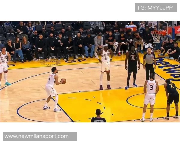 狄龙布鲁克斯勇猛表现24投10中砍下全队最高25分正负值加8助力球队胜利