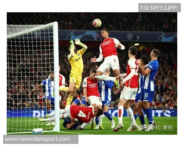 森林老板与贝尼特斯共赏奥林匹亚科斯对阵阿森纳精彩赛事