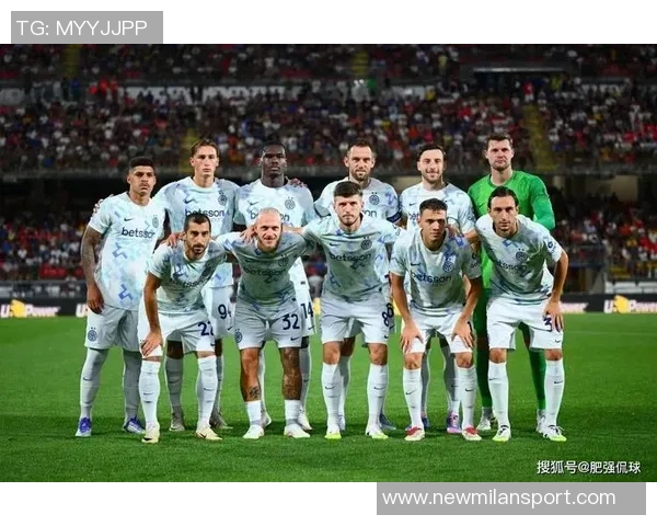 国米官方公布11月最佳球员候选名单劳塔罗迪马尔科博尼泽林斯基争夺荣誉